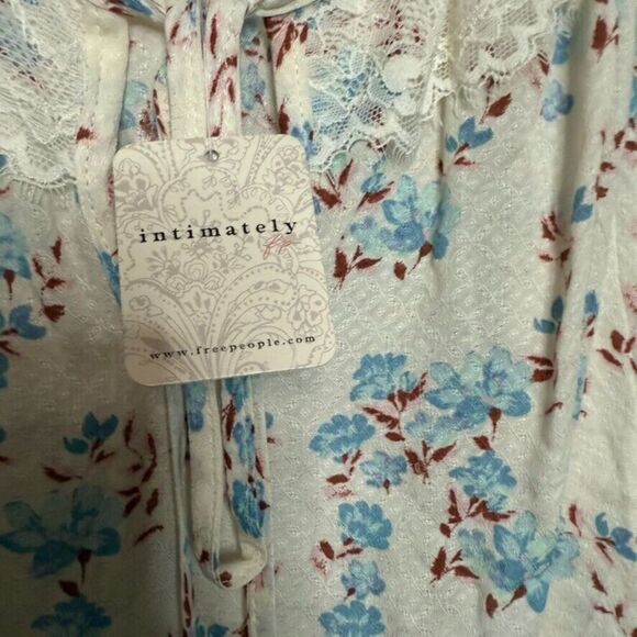 Free People Take It Away Floral Sleeveless Bodysuit Women S‎ Ivory Boho Lace NWT - Picture 4 of 8